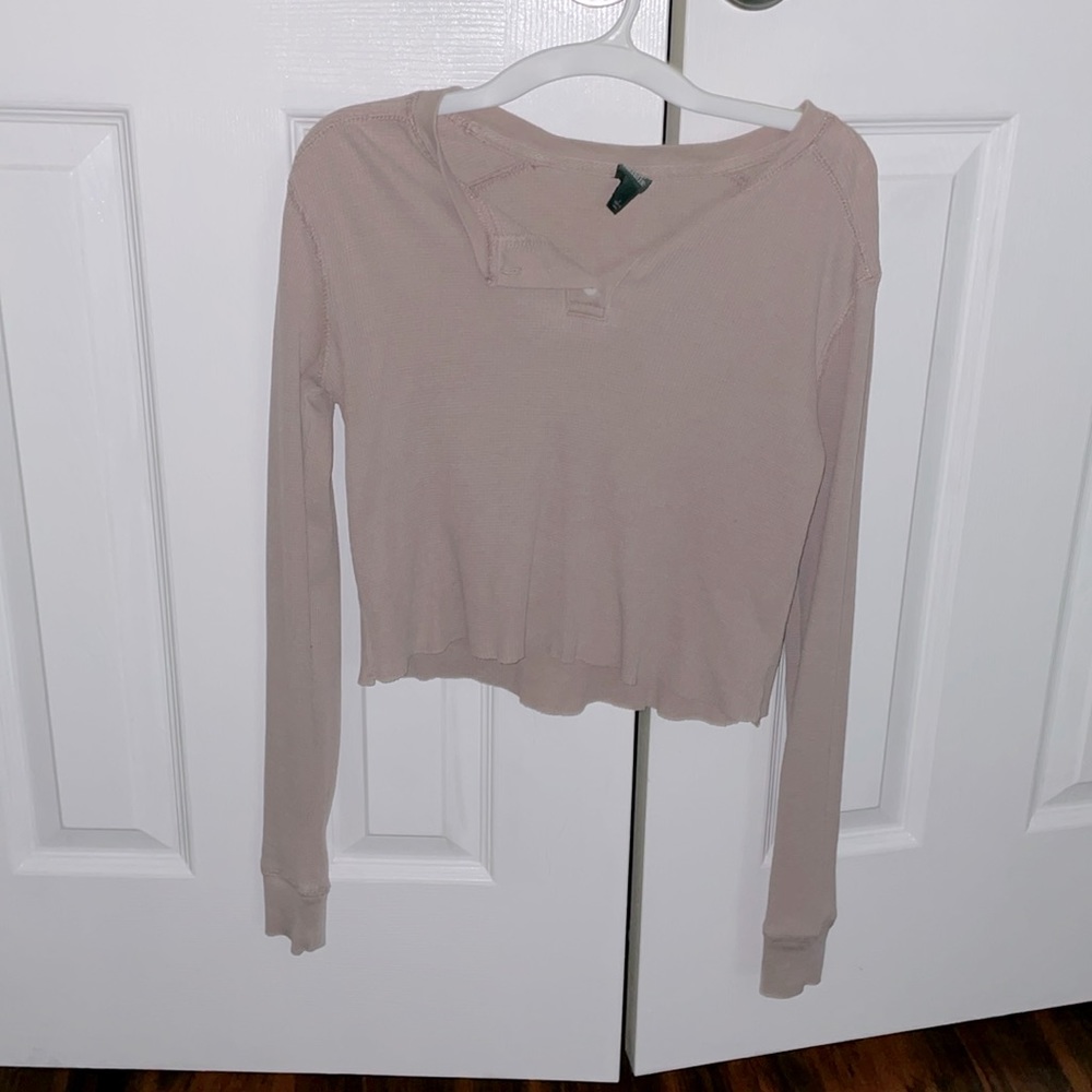 size small long sleeve crop top